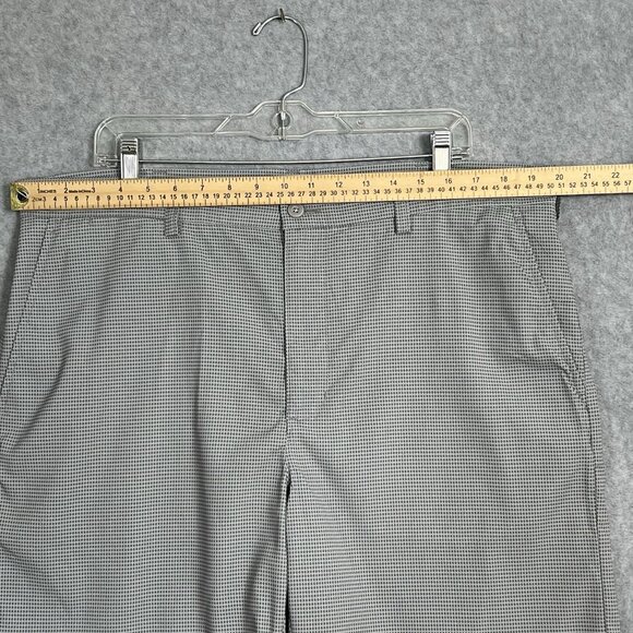 PGA Tour Mens Shorts Size 38 Gray Gingham Check Plaid Tradewinds - Picture 6 of 11